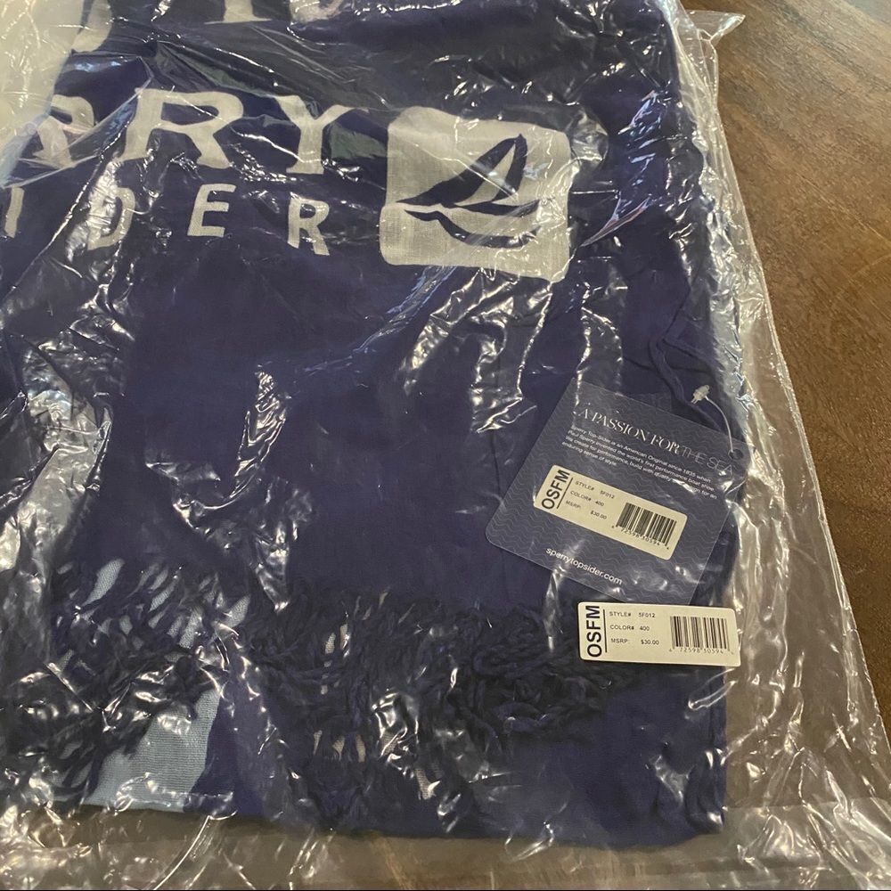 Sperry Topsider Navy & White Regatta Boat Blanket Scarf NWT NEW Fringe Coastal - Picture 4 of 6